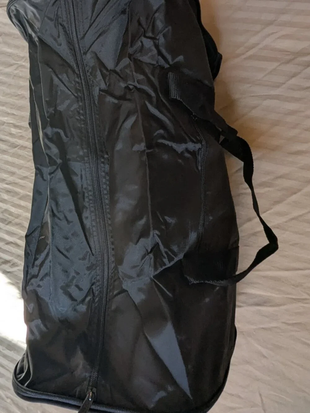 Amazing Pack-away Duffle Large
